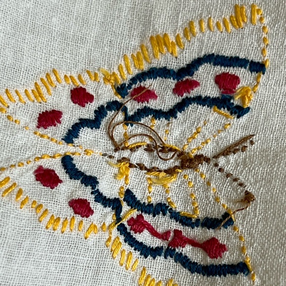 Vintage Linen & Hand Sewn & Hand Embroidered Butterfly Table Runner - Picture 7 of 10
